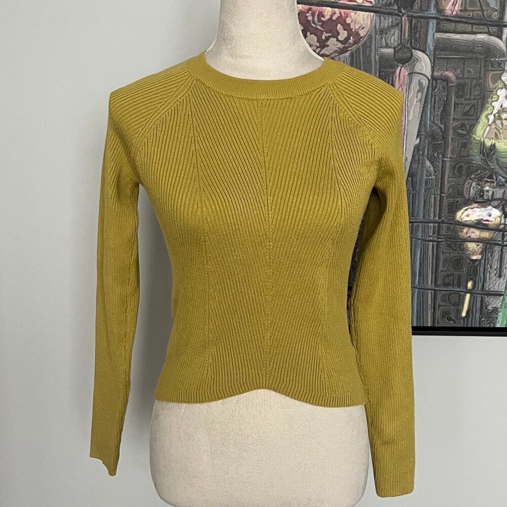 Hippie Rose Lime Green Sweater M